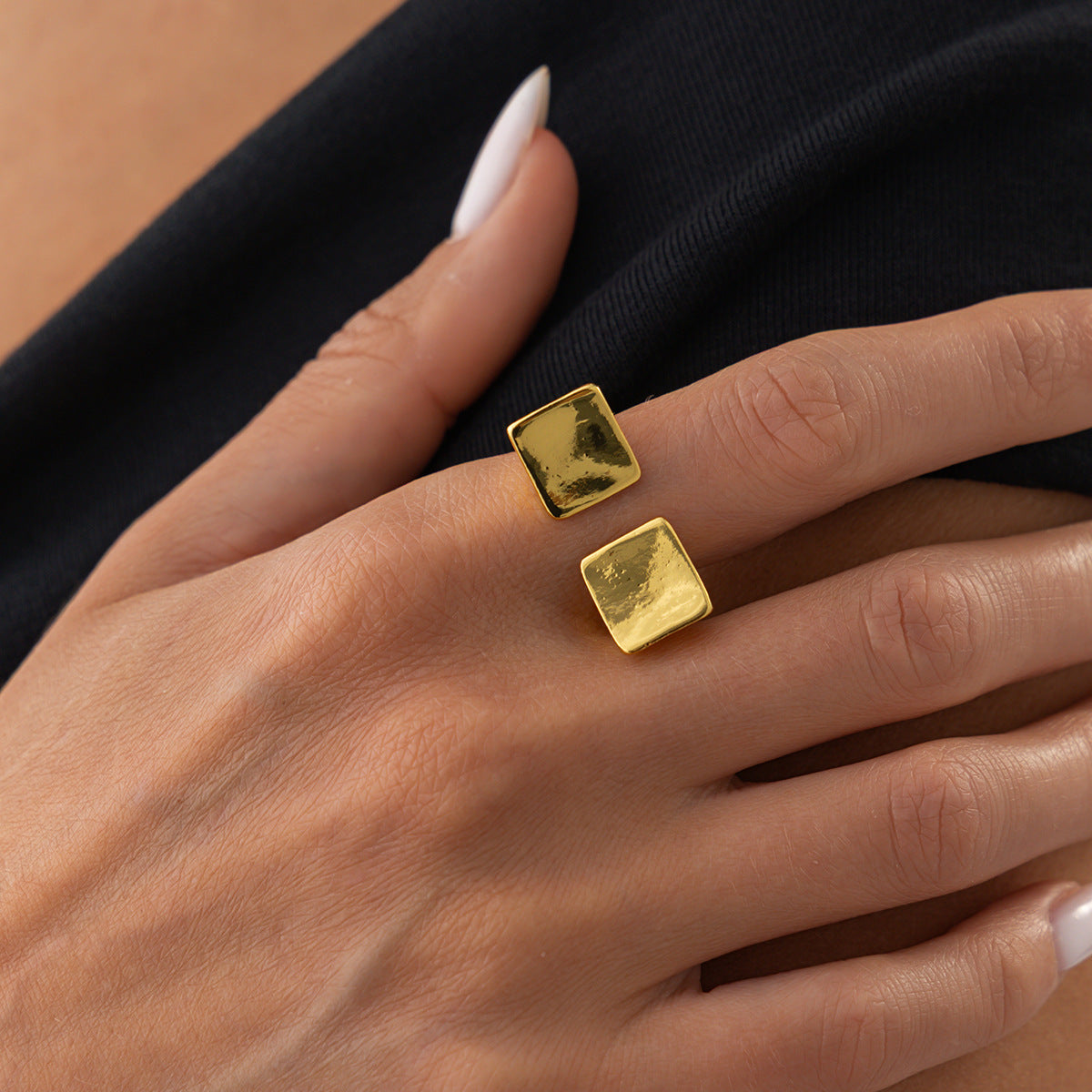 Trendy Geometric Square Zinc Alloy Plated Gemstone Ring for Women