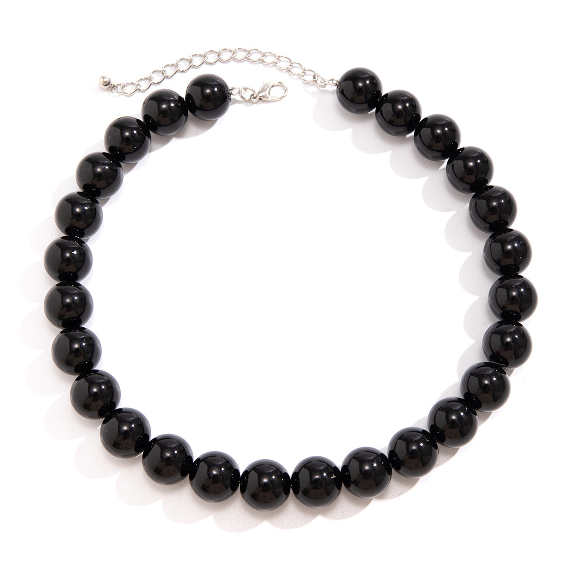 Collana in acrilico con perline geometriche in stile Instagram minimalista da donna, catena a strato singolo per la clavicola con lavorazione artigianale