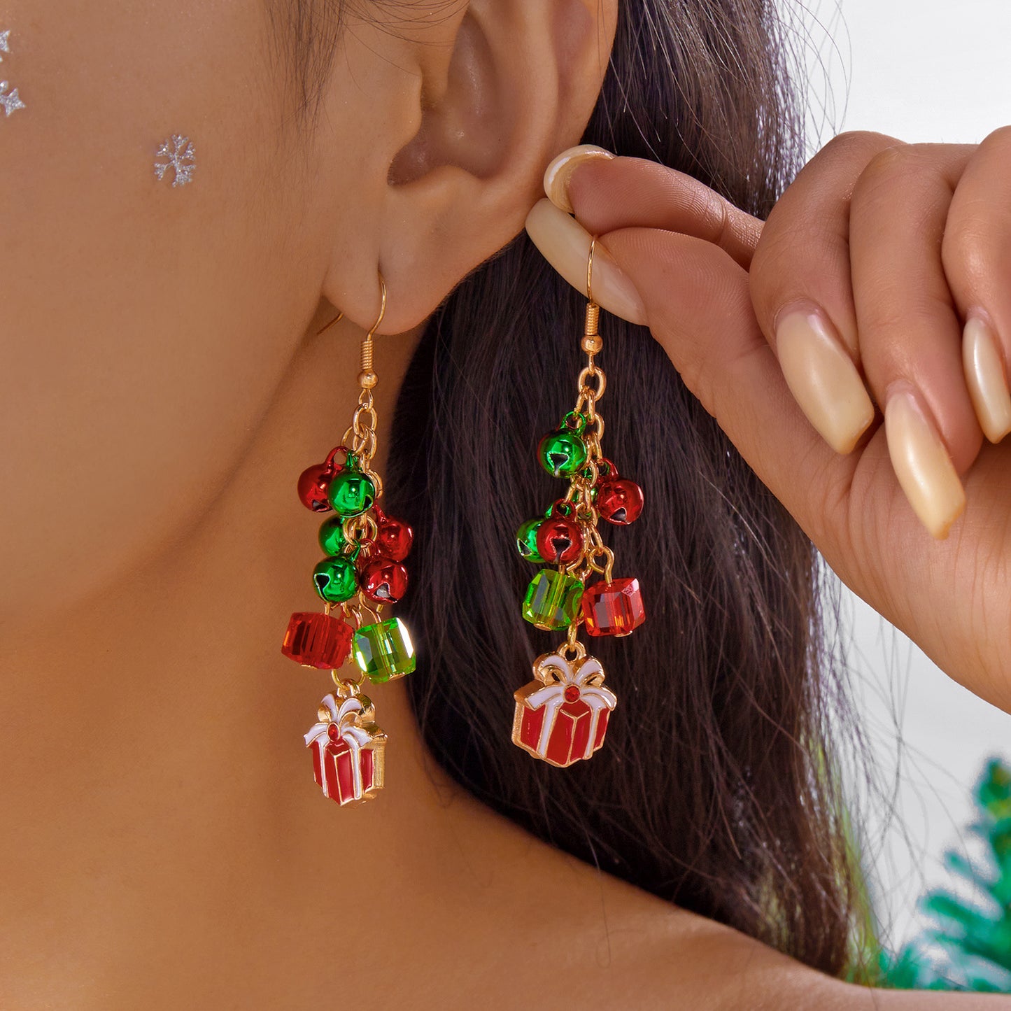 Pendientes de aro con colgante de campana con temática navideña en aleación con acabado galvanizado para regalos festivos de fin de año