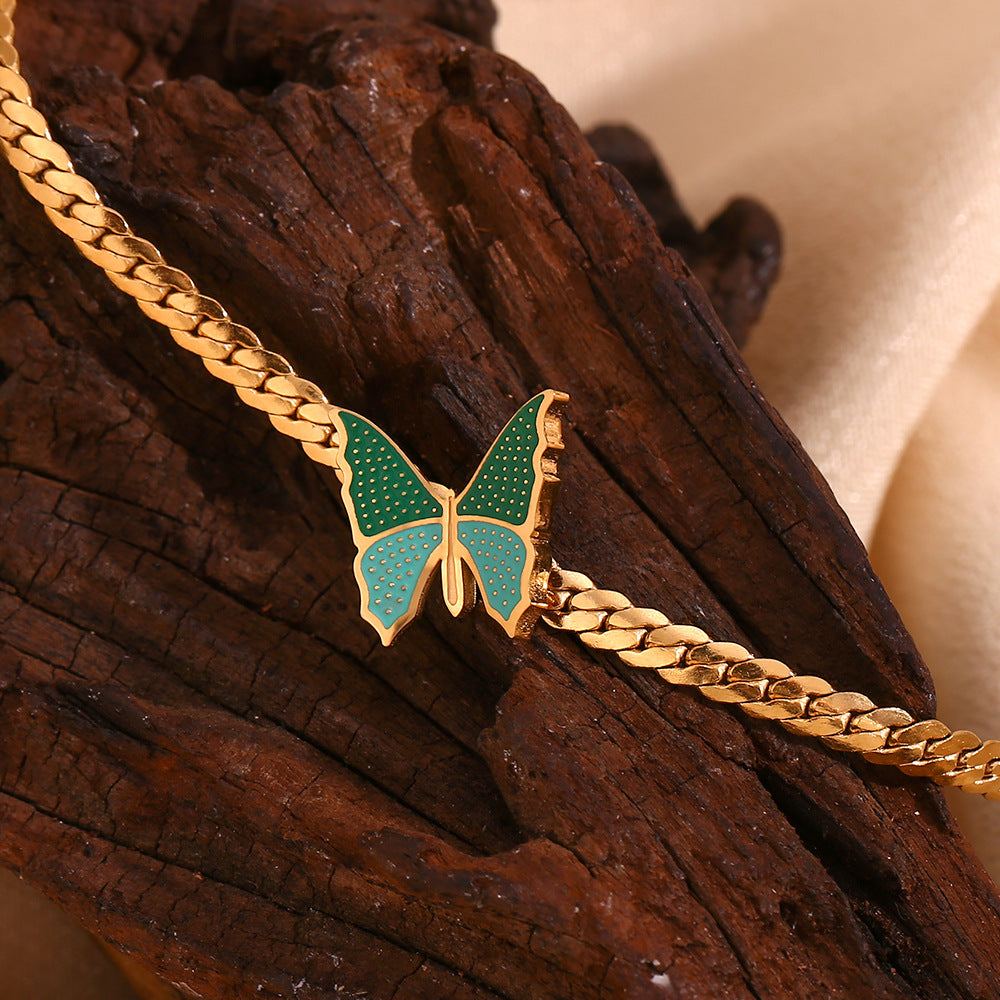 Collana a sospensione minimalista a farfalla in acciaio inossidabile con placcatura in oro 18K da donna
