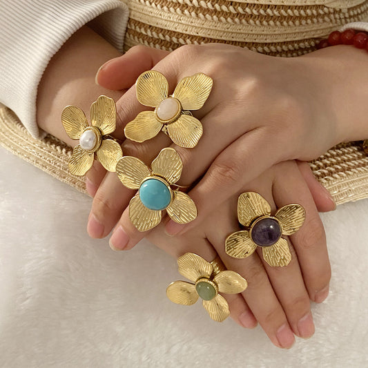 Anillo de acero inoxidable con forma de pétalo floral, estilo vintage francés, con acabado chapado para mujer