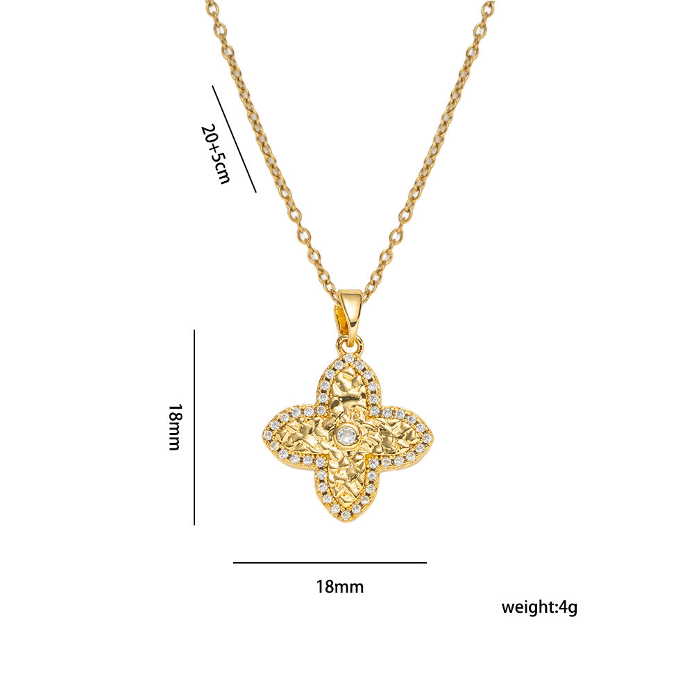 Luxury Minimalist Four-Leaf Clover Pendant Necklace for Women in Titanium Steel with Gold Plating and Geometric Design