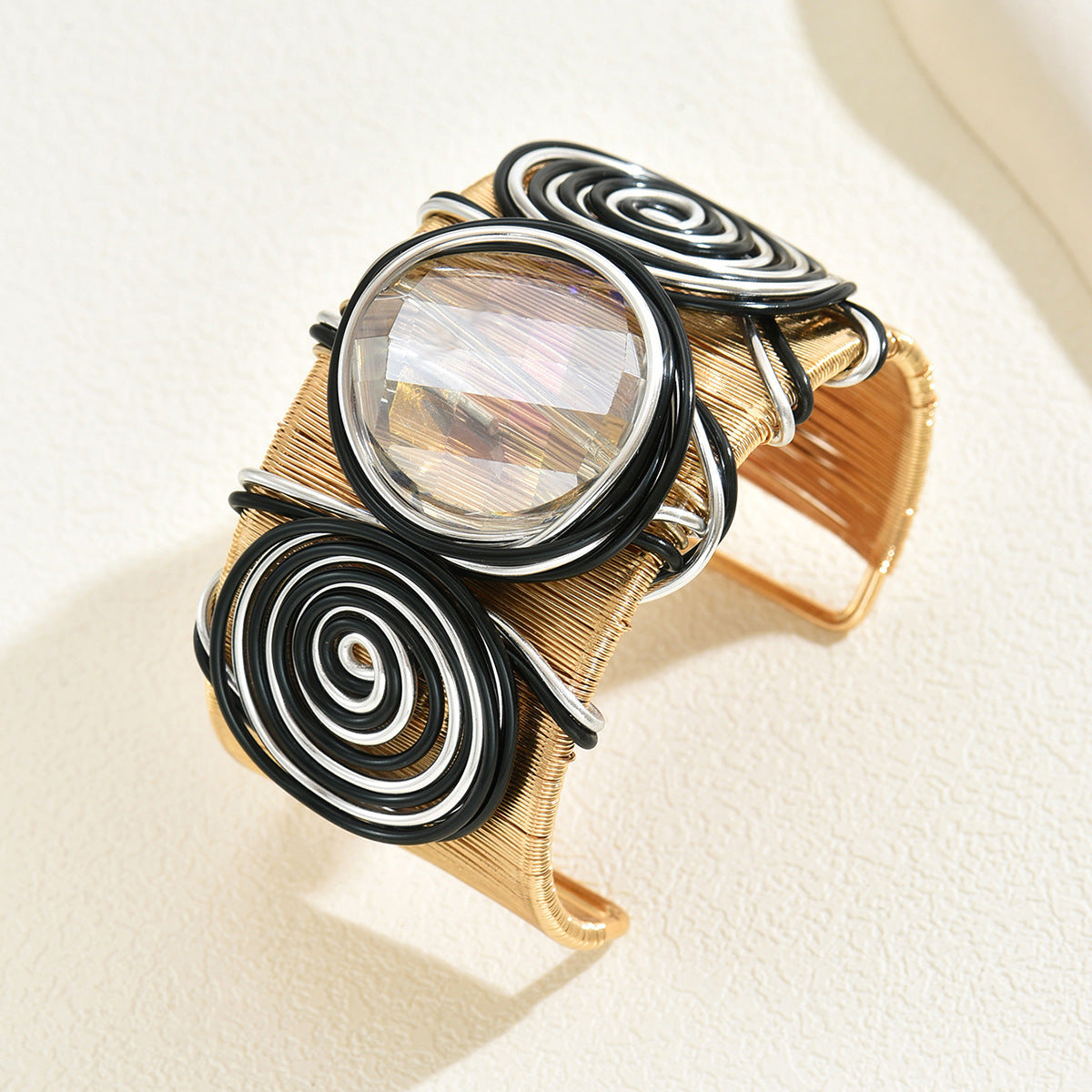 Pulsera Geométrica Enrollada para Mujer con Incrustaciones de Pedrería en Aleación de Zinc, Diseño Moderno para la Oficina