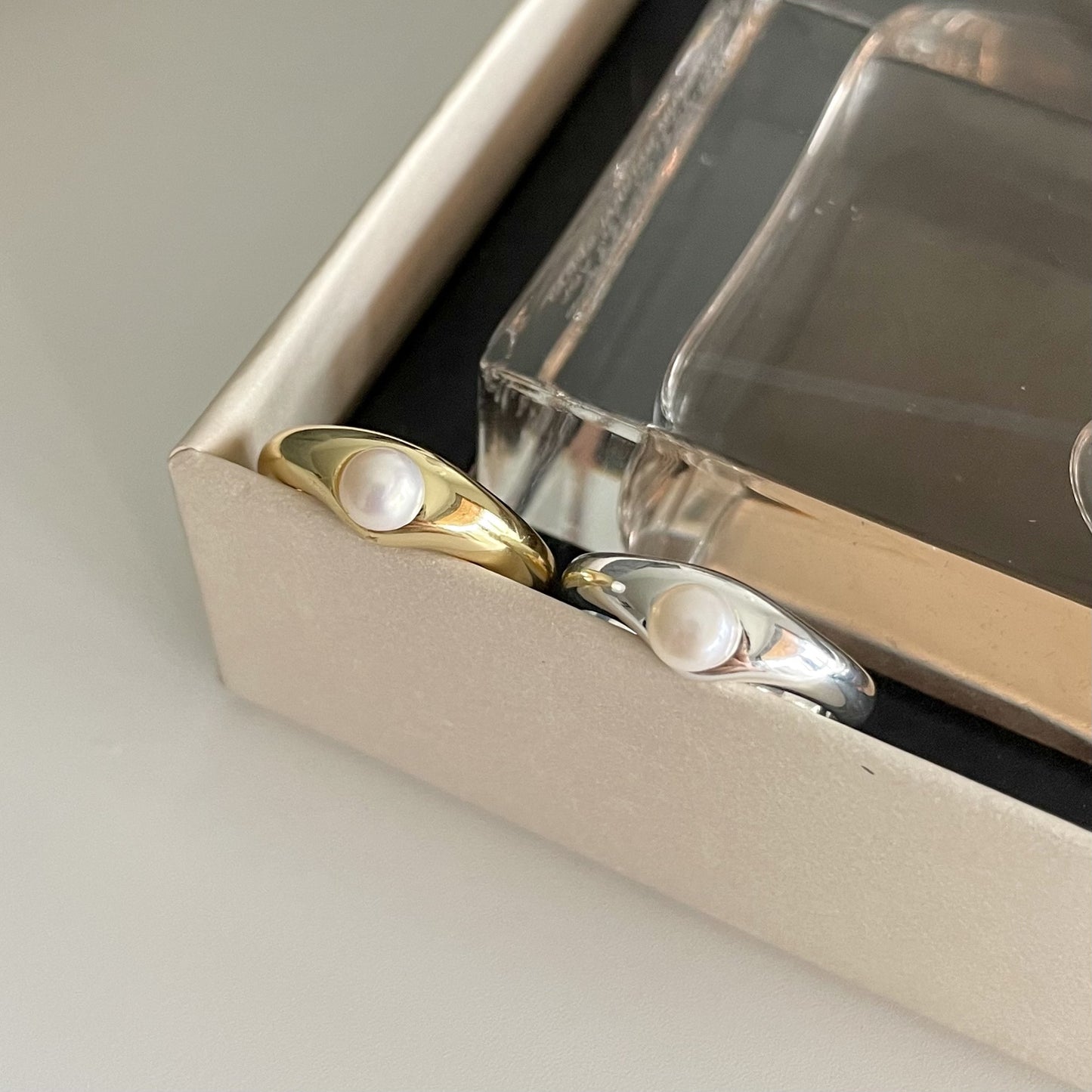 Geometric 925 Sterling Silver Plated Ring with Pearl for Women