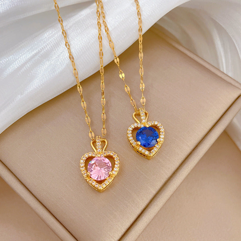 Collar con colgante de lujo de acero de titanio en forma de corazón para mujer con incrustaciones de diamantes de imitación, diseño geométrico, delicada cadena de clavícula