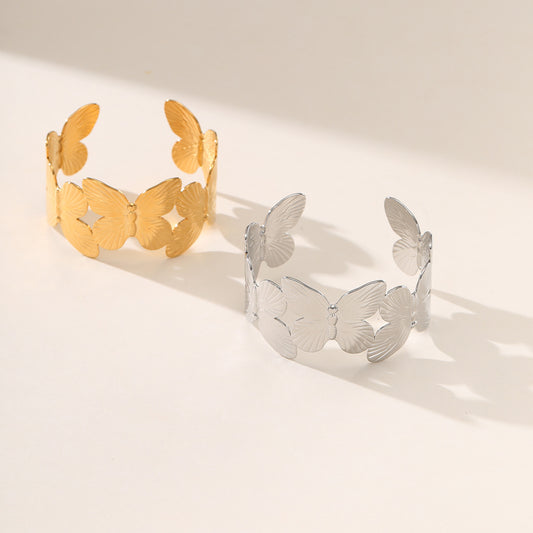 Minimalist Butterfly Bracelet for Women in Titanium Steel with 18K Gold Plating, Hypoallergenic and Fade-Resistant