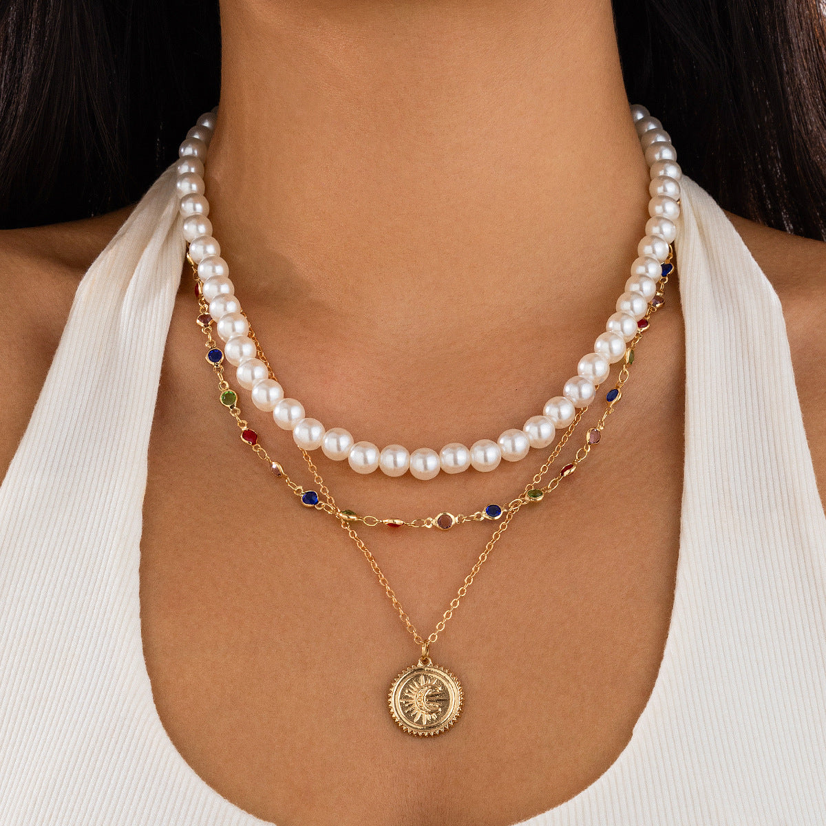 Minimalist Multi-Layer Faux Pearl Beaded Necklace with Round Geometric Alloy Pendant for Women