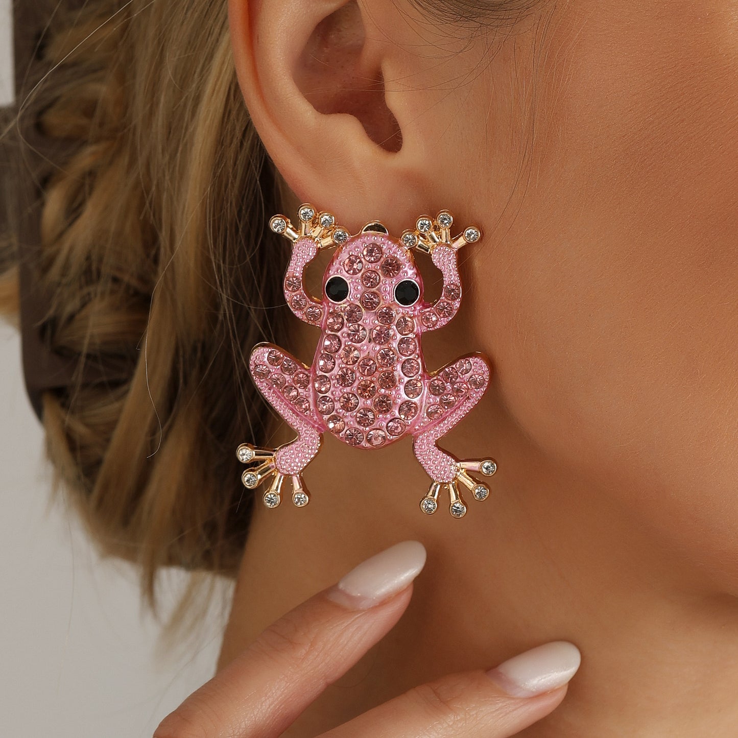Vintage Sweet Rhinestone Plated Zinc Alloy Frog Stud Earrings for Women