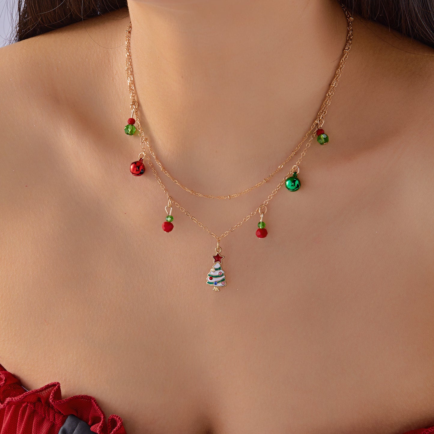 Fashionable Christmas Pendant Necklace for Women with Santa Elk Snowman Charms Zinc Alloy Electroplated Holiday Jewelry