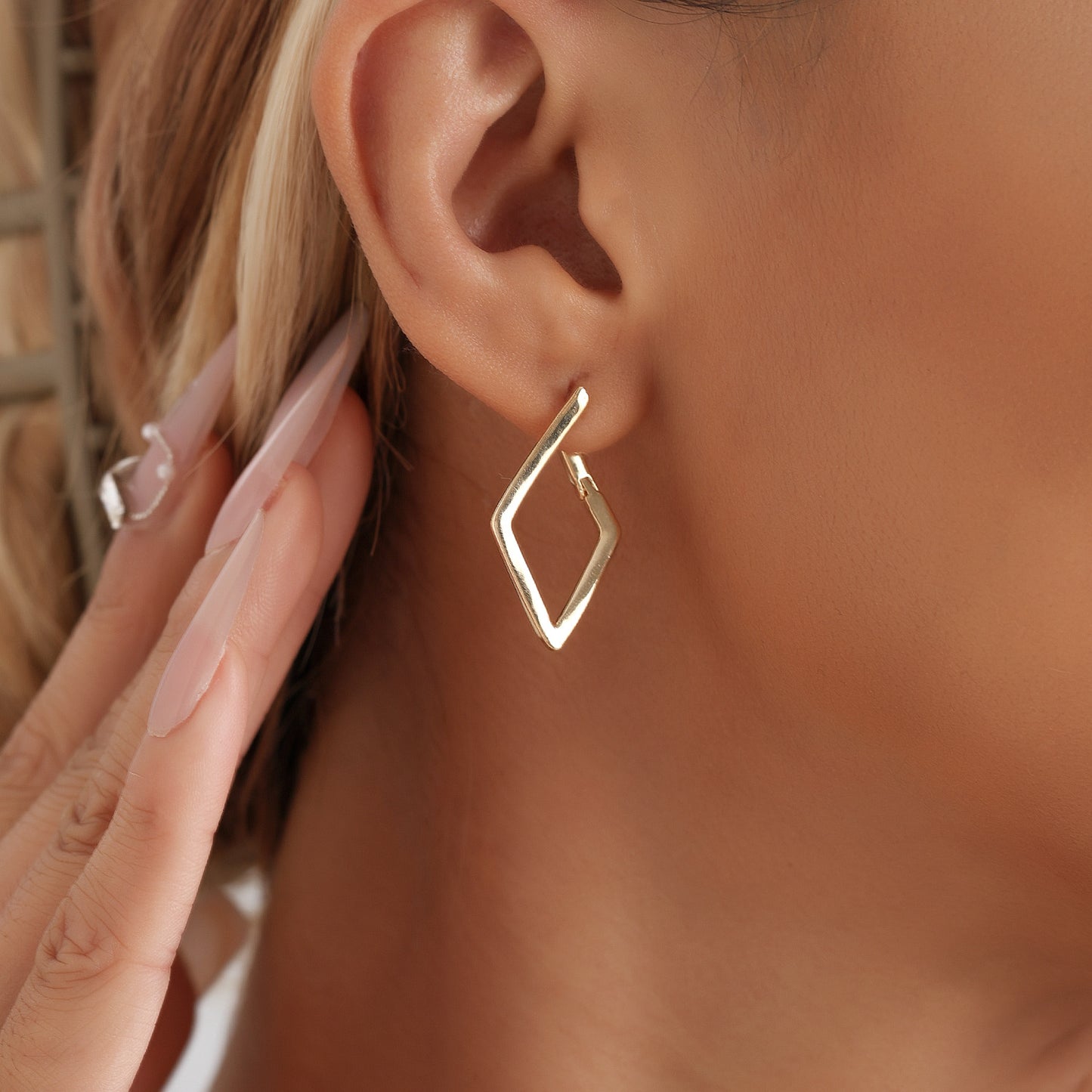 Minimalist Geometric Rhombus Stud Earrings for Women with Metal Plating Finish