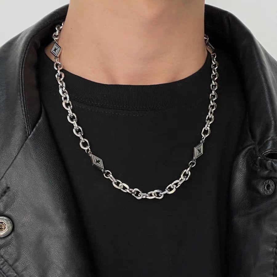 Collar unisex de eslabones cubanos pulidos de acero de titanio estilo punk con diseño en forma de U y cadena tipo O para hombres y mujeres