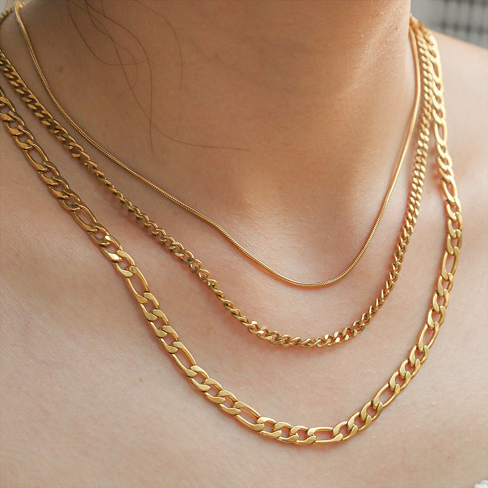 Collana da donna a triplo strato con catena snake in acciaio inossidabile geometrica e minimalista, placcata in acciaio al titanio