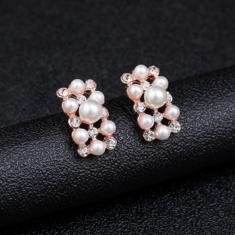 Vintage Palace Style Round Polka Dot Alloy Necklace and Earrings Set with Electroplated Finish for Women