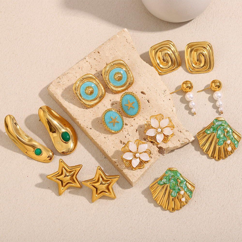 Fashionable Star-Shaped Stainless Steel Earrings with 18K Gold Plating Enamel Shell Pearl and Floral Accents