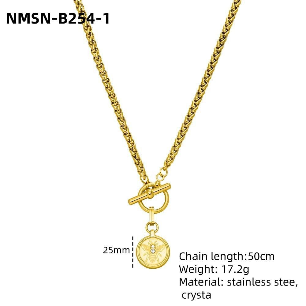 Elegante Collana Pendente a Forma di Ape in Acciaio al Titanio con Placcatura in Oro 18K per Donna