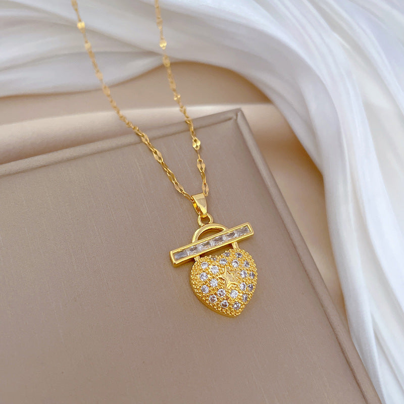 Collana Minimalista a Cuore in Acciaio al Titanio con Intarsi di Strass per Donna e Uomo, Delicata Catena per Clavicola
