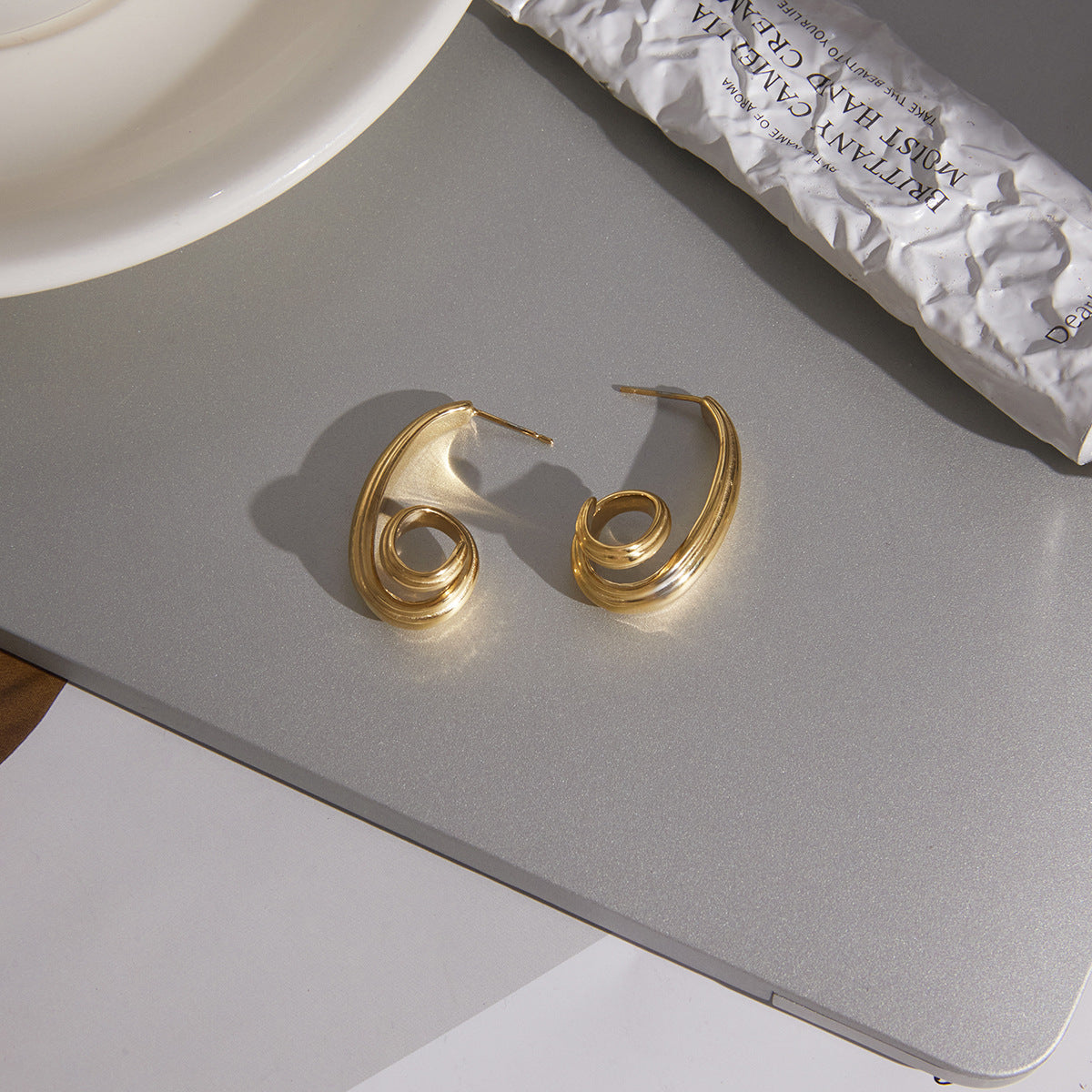 Luxury Elegant Geometric Stainless Steel Spiral Wrapped Stud Earrings PVD Gold Plated