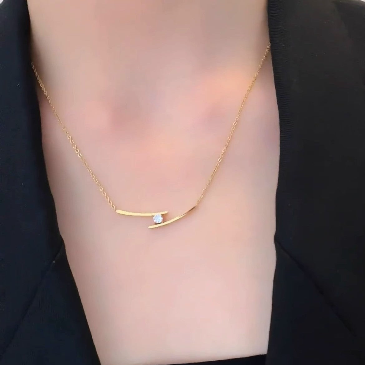 Minimalist Animal-Shaped Titanium Steel Plated Necklace with Rhinestone Accents for Women Clavicle Chain