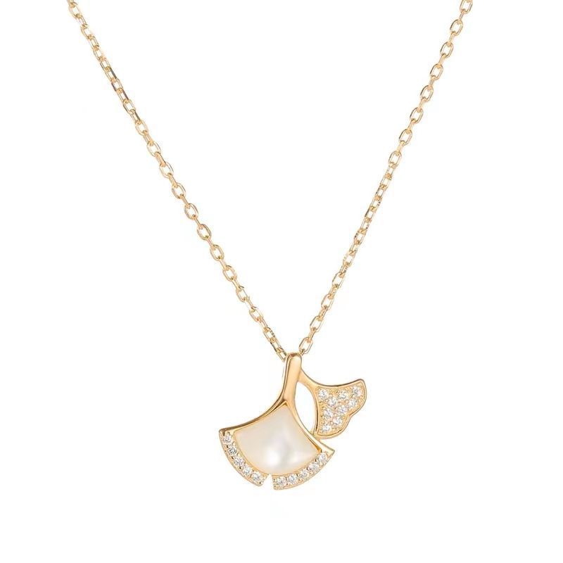Collar con colgante de hoja de ginkgo minimalista para mujer, de acero de titanio con baño de oro, en cadena O