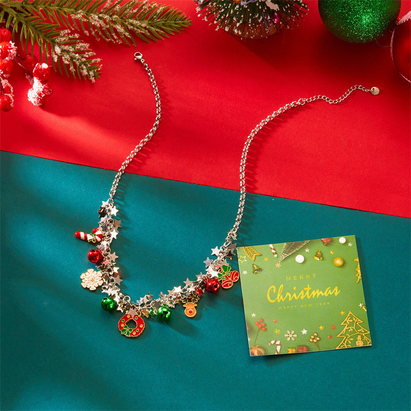 Collar temático navideño con dijes de copo de nieve y reno, colgante chapado en aleación de zinc para mujer, joyería festiva navideña