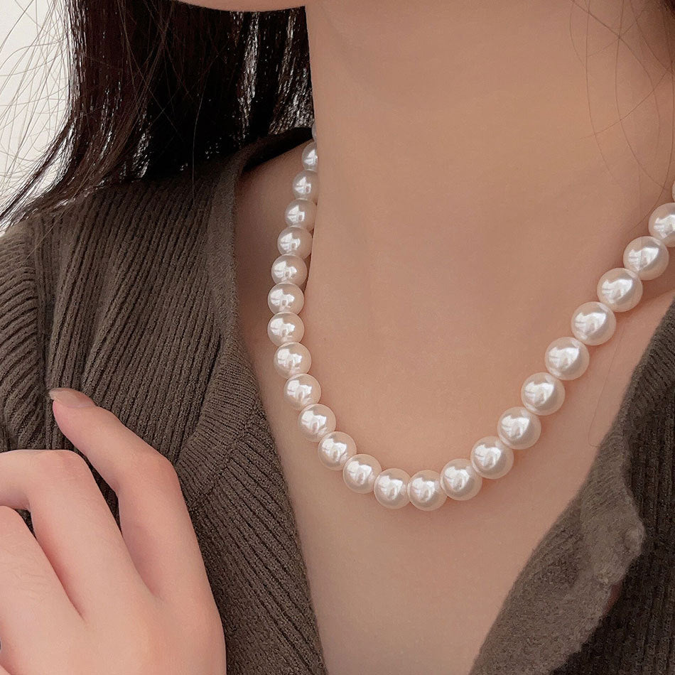 Collana Minimalista a Forma di Stella in Argento Sterling 925 con Dettagli in Cristallo e Perla