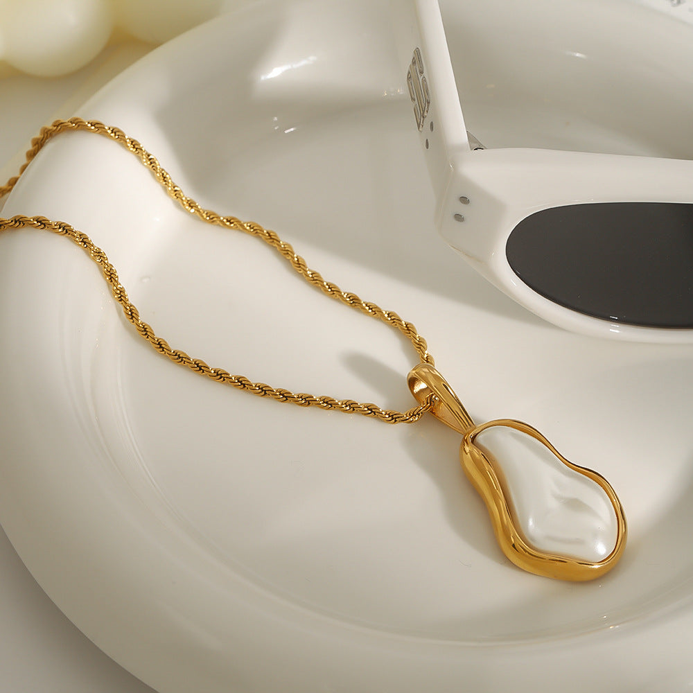 Elegant Geometric Stainless Steel Plated Pearl Necklace for Women