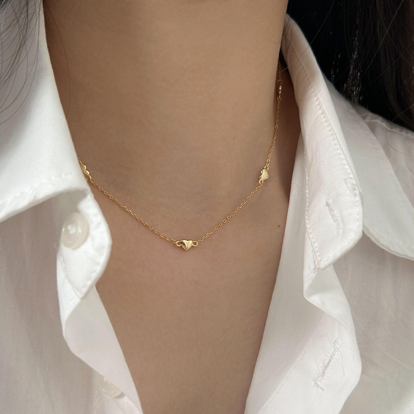 Minimalist Heart-Shaped 925 Sterling Silver Necklace with Plated Finish, Cross Chain Design for Women