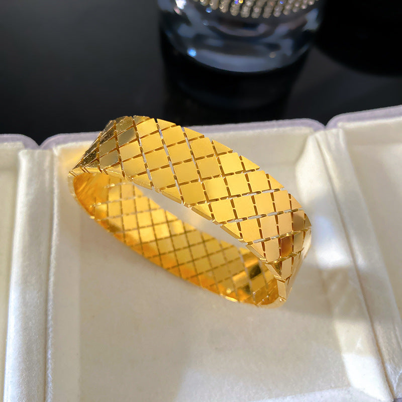 Vintage Geometric Checkered PVD Titanium Steel Bracelet for Women