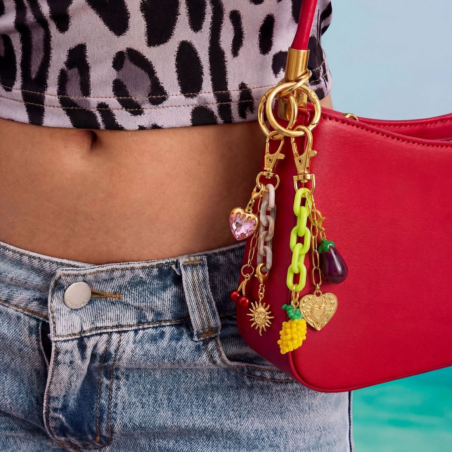 Llavero Colgante de Bolso con Charm DIY con Patrón Geométrico de Corazón y Fruta, Chapado en Oro de 18K, Estilo Minimalista