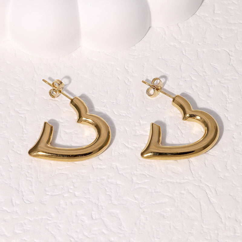 Orecchini a perno geometrici minimalisti in acciaio inossidabile placcati oro 18 carati, acciaio al titanio ipoallergenico, con accento a cuore, finitura elegante di lusso retrò