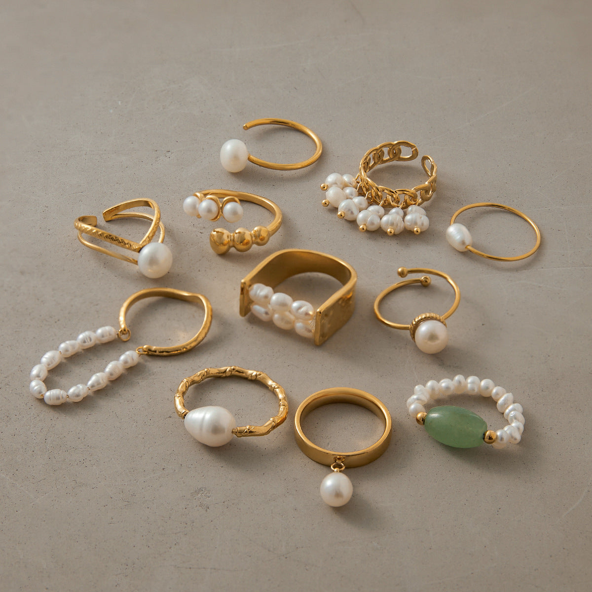 Anello geometrico placcato in acciaio inossidabile con perla d'acqua dolce da donna