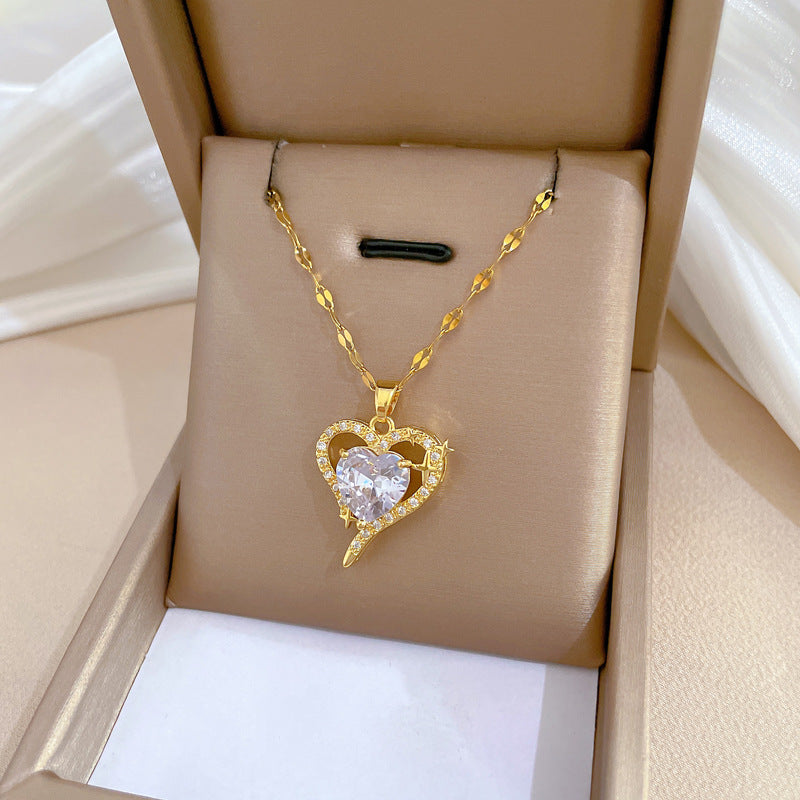 Collar con colgante de circonita con forma de corazón de acero de titanio de lujo para mujer, cadena delicada para clavícula con diseño geométrico
