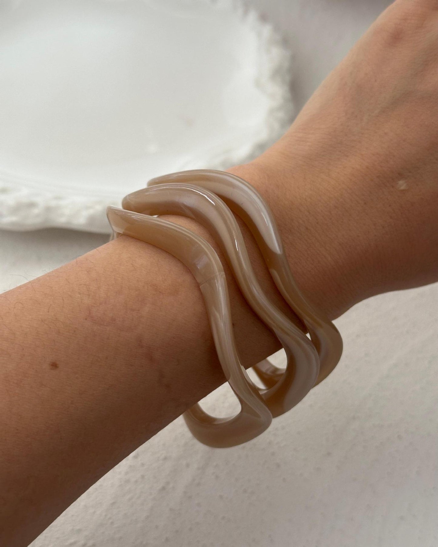 Casual Luxury Geometric Gradient Resin Drip Oil Bracelet