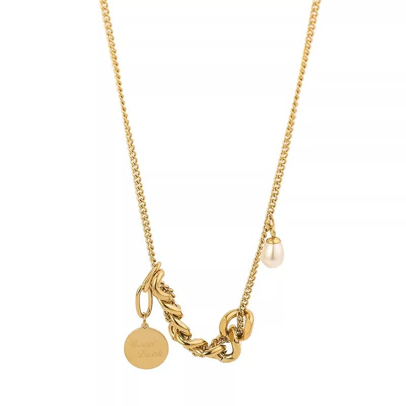 Collar de Acero Inoxidable con Colgante Cuadrado y Redondo Minimalista para Mujer con Acabado Chapado y Diseño Irregular