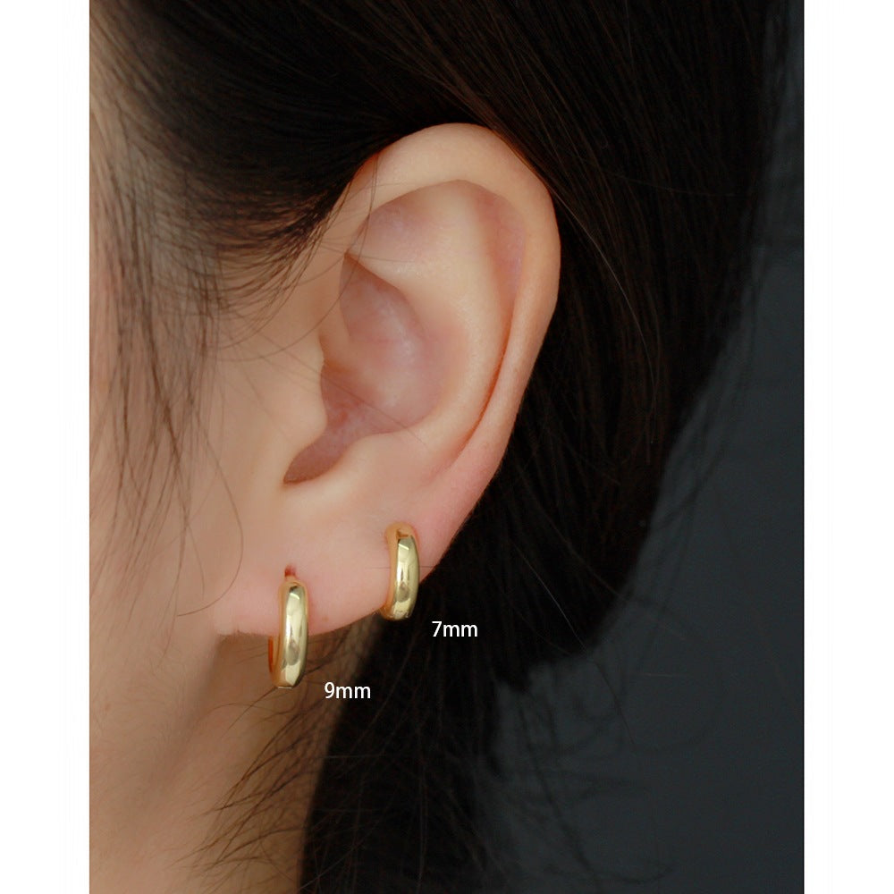 Minimalist Geometric Shiny Silver Hoop Earrings in 925 Sterling Silver with Plated Finish