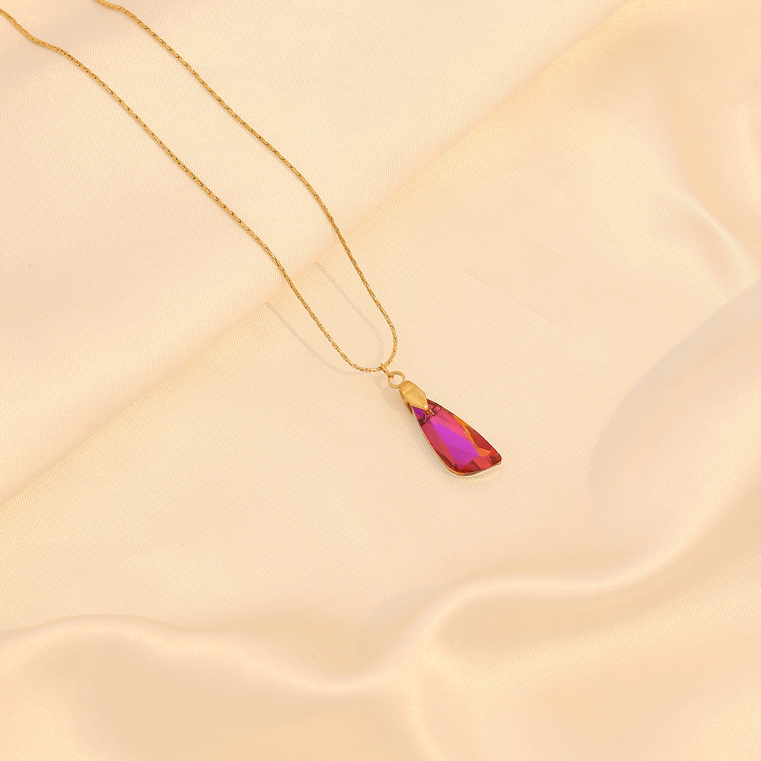 Collana Pendente a Forma di Farfalla Cuore Stella in Acciaio Inossidabile con Strass Intarsiati per Donna