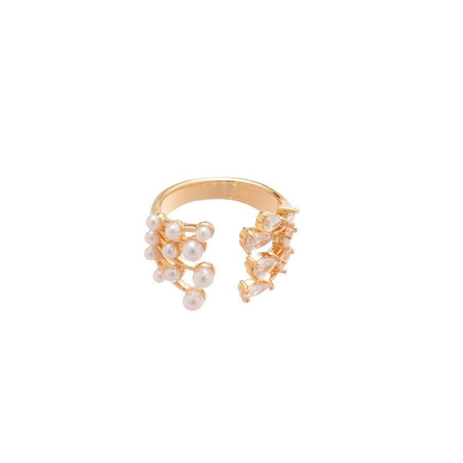 Anello da donna elegante in stile vintage francese con perle imitate a forma geometrica e zirconi intarsiati