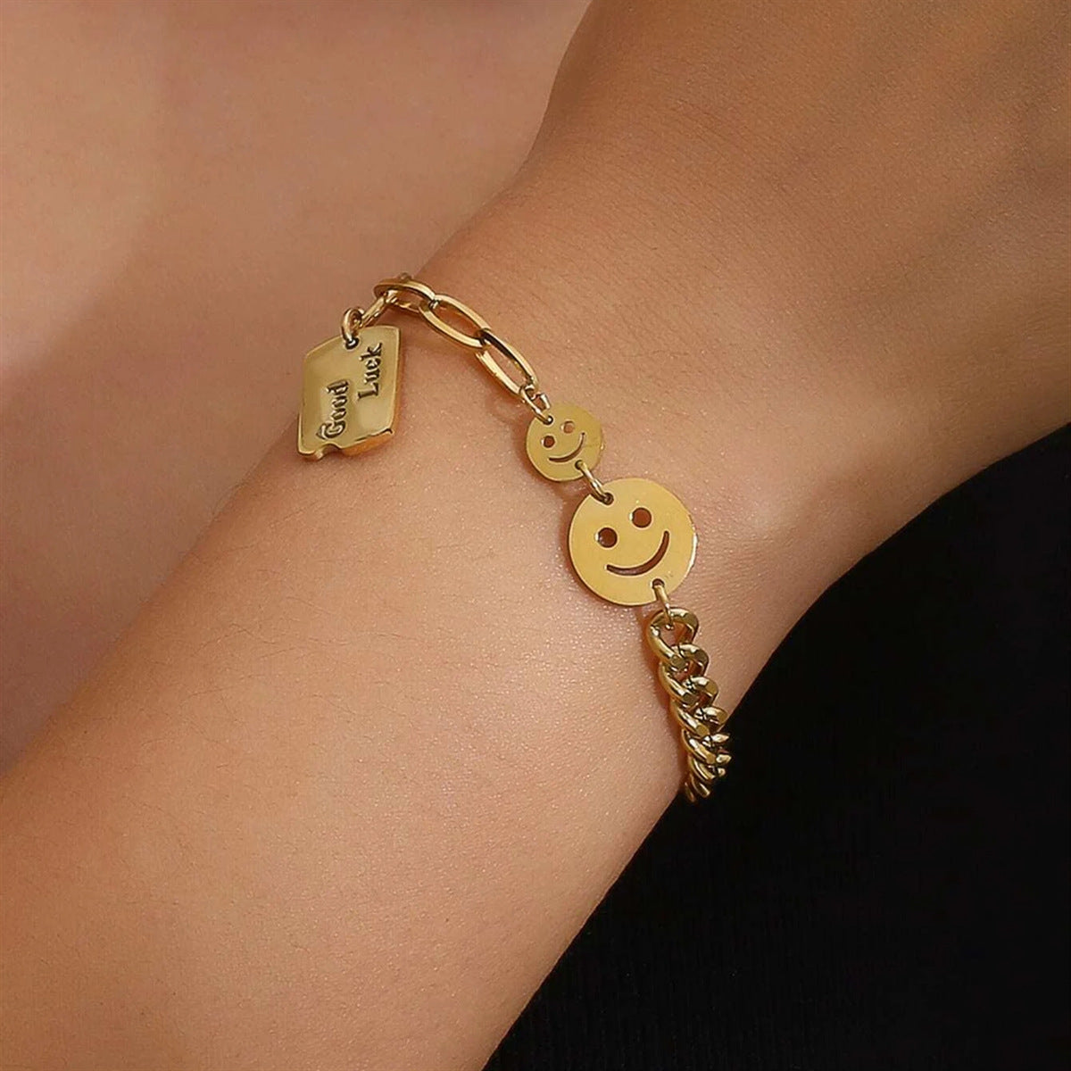 Personalized Minimalist Square Pendant Stainless Steel Bracelet for Women with Polished Finish and Smiley Design