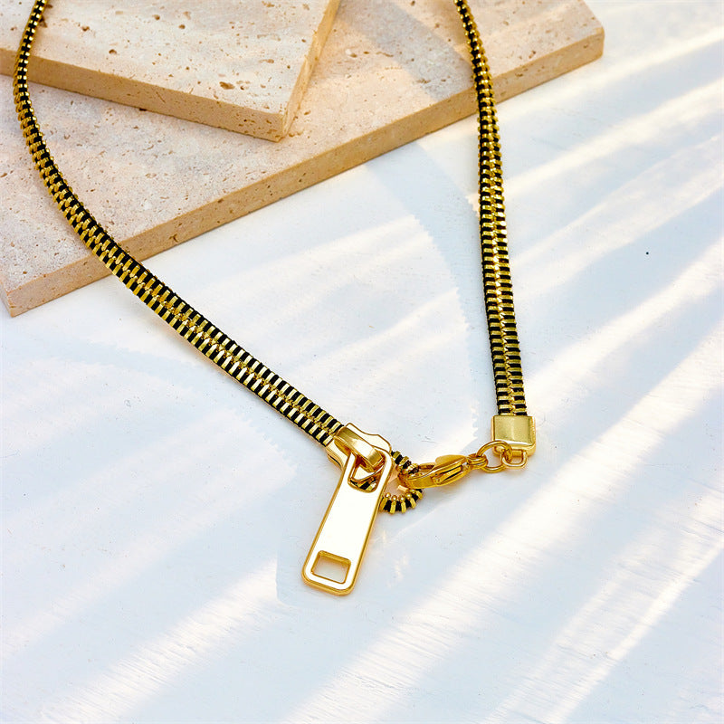 Collar de cadena punk con cremallera de acero titanio para mujer con acabado chapado