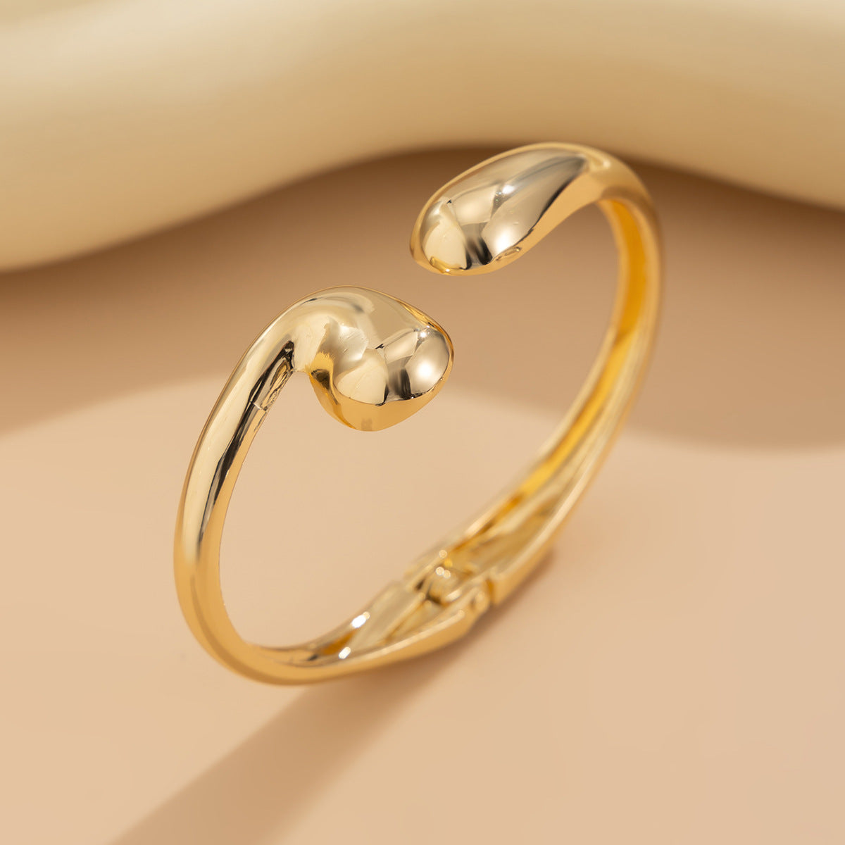 Luxury Elegant Geometric Teardrop Zinc Alloy Plated Bracelet Set
