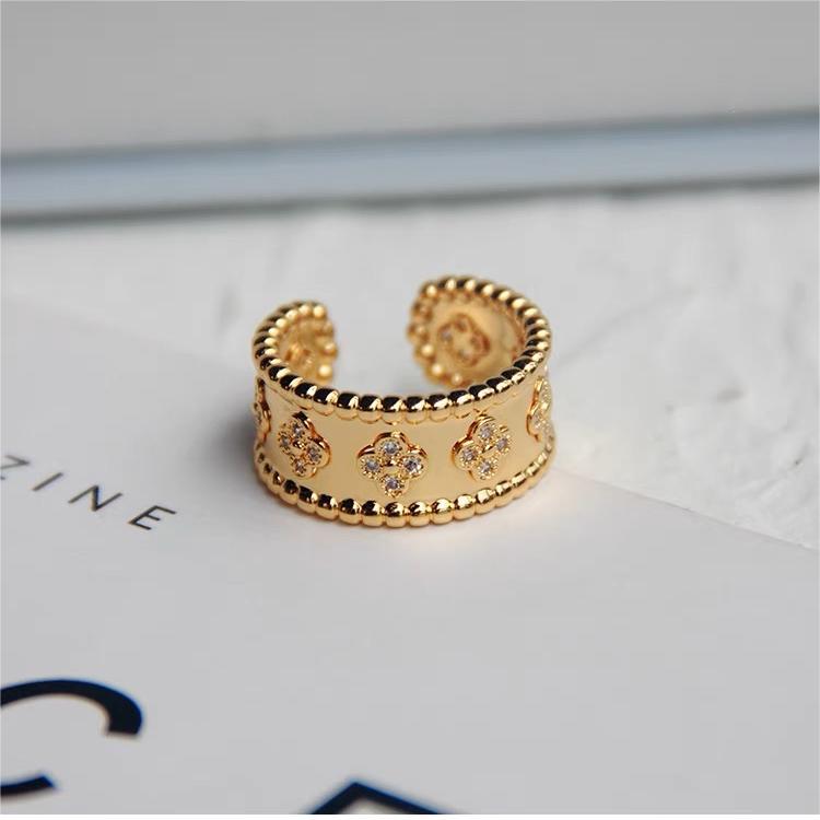 Anello da donna originale in rame a forma di quadrifoglio, placcato oro 18K con zirconi