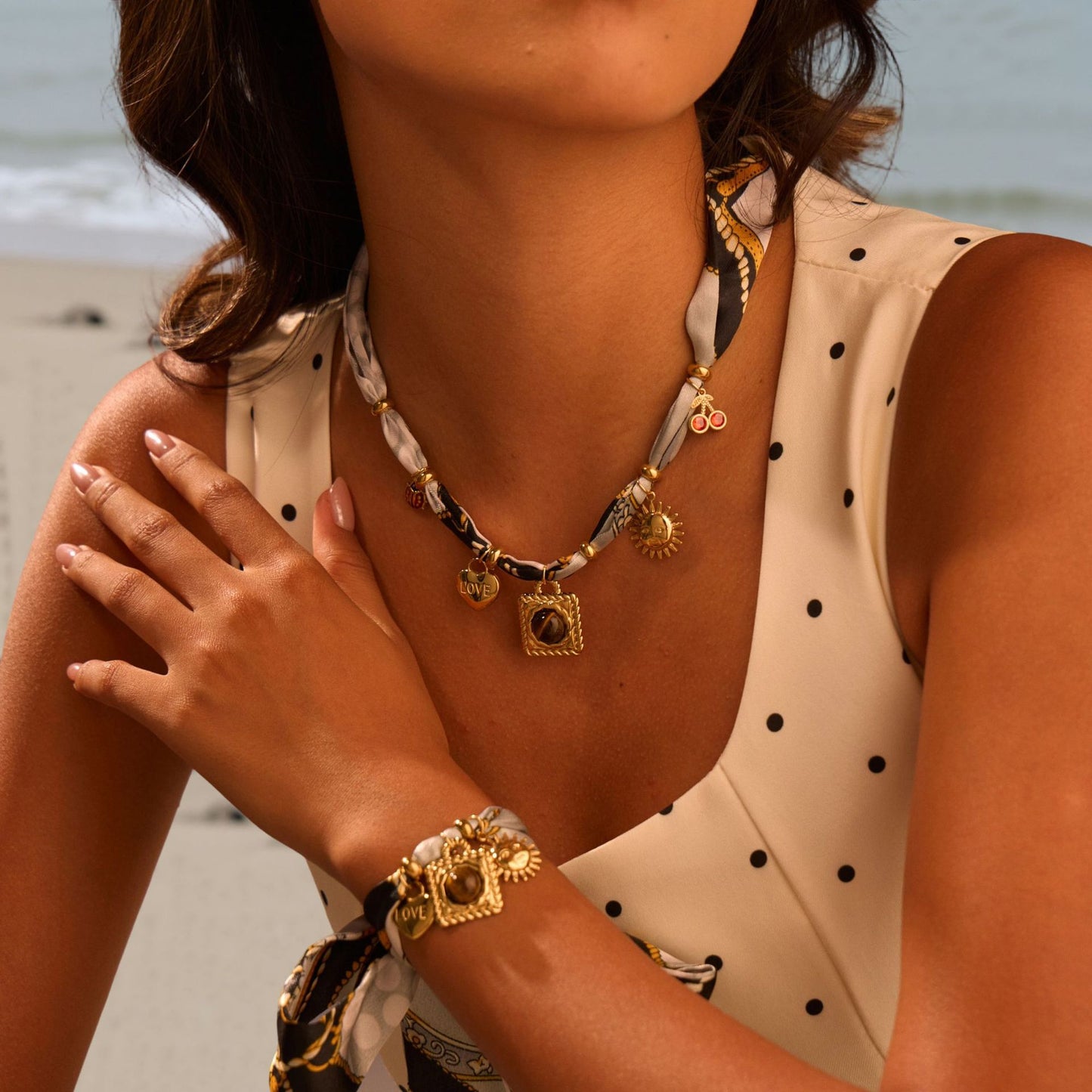 Vintage-Inspired Geometric Tiger Eye Pendant Necklace in Stainless Steel with Plated Finish for Women