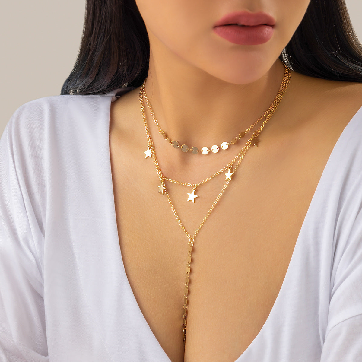 Minimalist Star-Shaped Alloy Pendant Necklace with Layered Tassel Accents and Plated Finish for Women