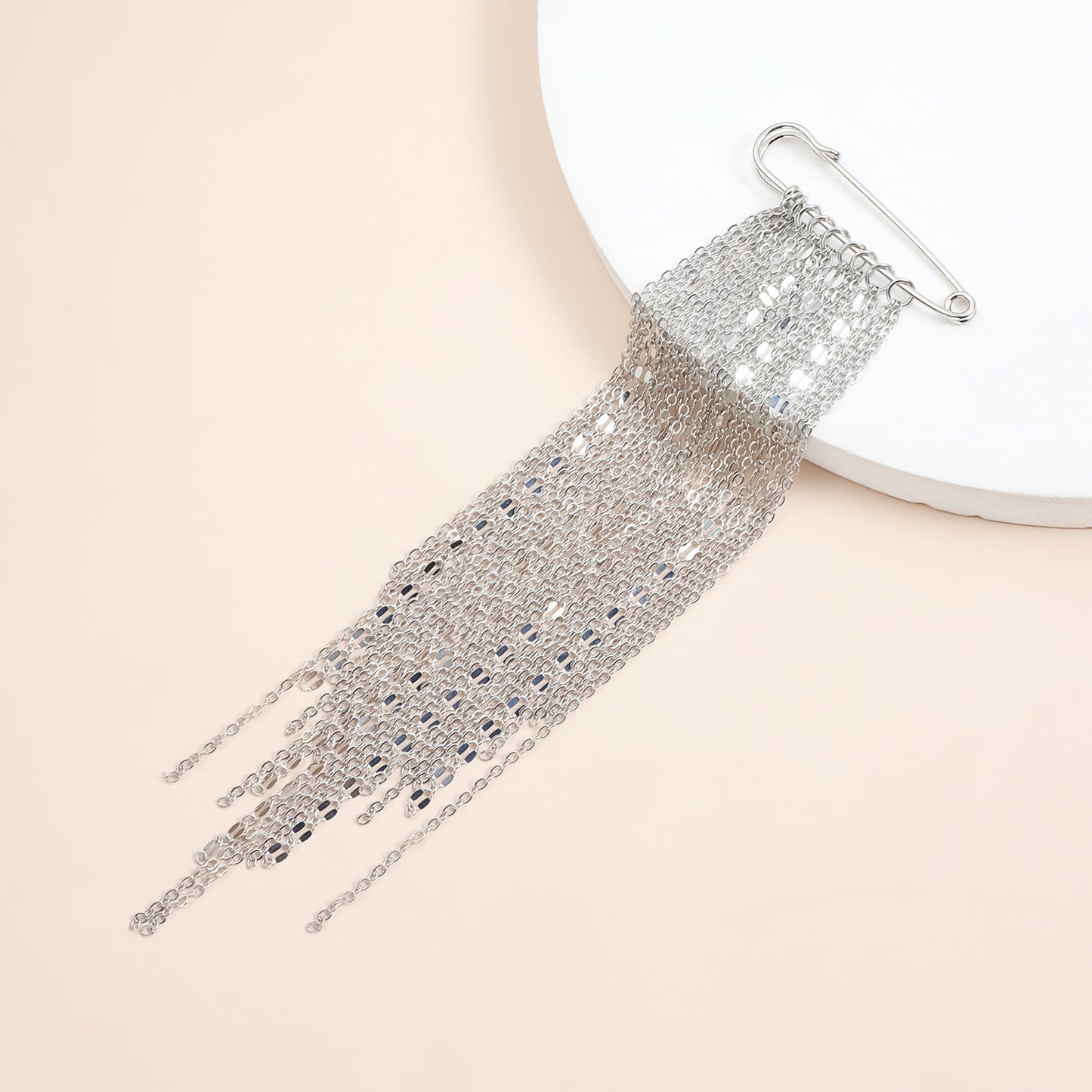 Elegant Business Geometric Alloy Plated Tassel Brooch for Women
