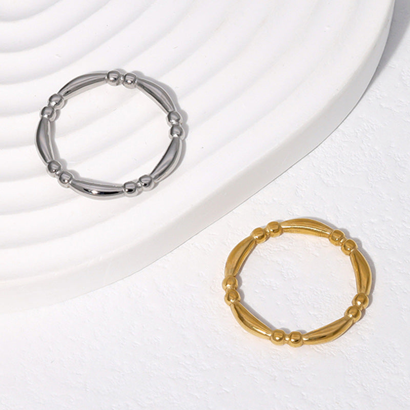 Anello regolabile in titanio e acciaio per donna con forma geometrica, finitura placcata oro 18 carati, anello a fascia dal design minimalista e accattivante