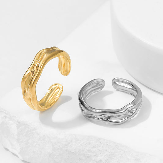 Anillo Abierto Ajustable Minimalista de Acero de Titanio Geométrico para Mujeres y Hombres con Acabado Chapado