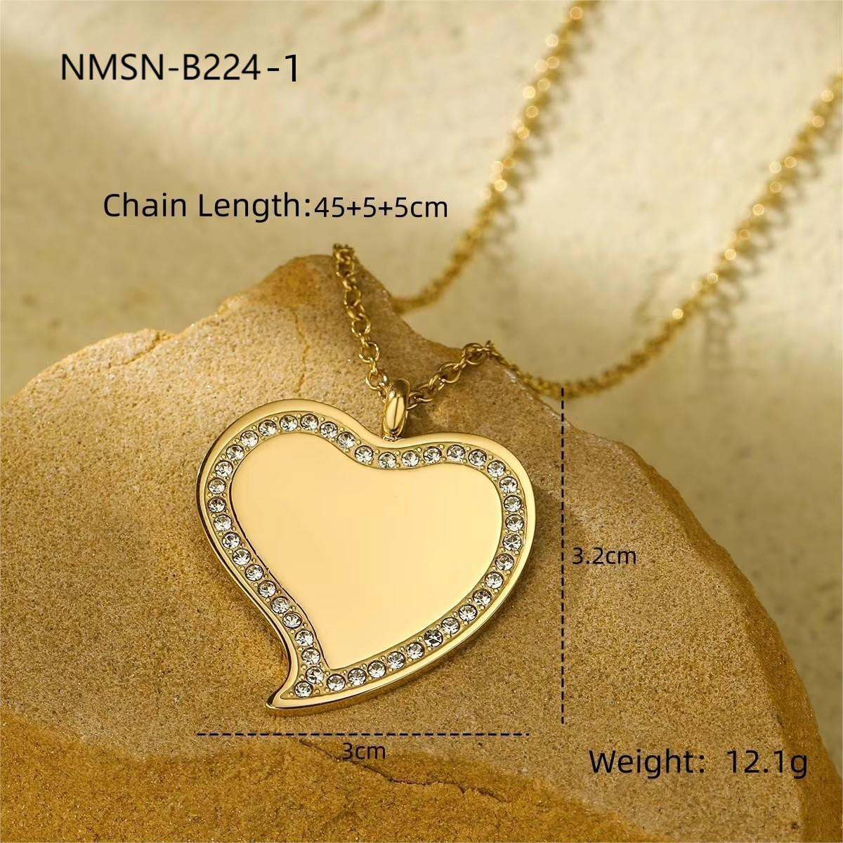 Collana da donna con pendente a cuore minimalista in acciaio inossidabile e strass intarsiati