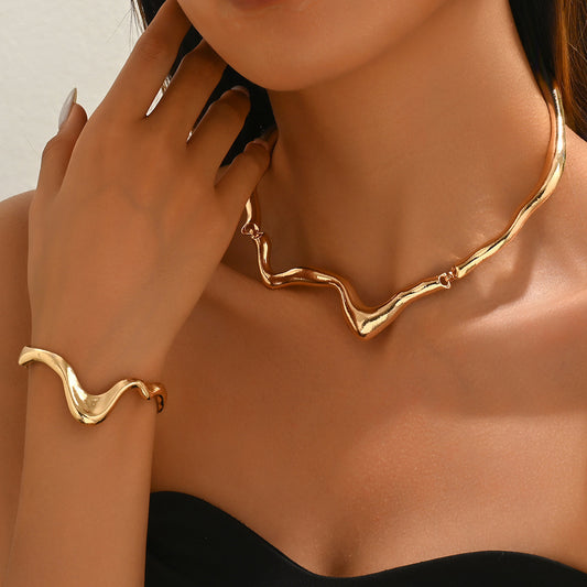 Geometric Liquid Lava Metal Twist Women's Necklace and Bracelet Set with Plated Copper Snake Chain