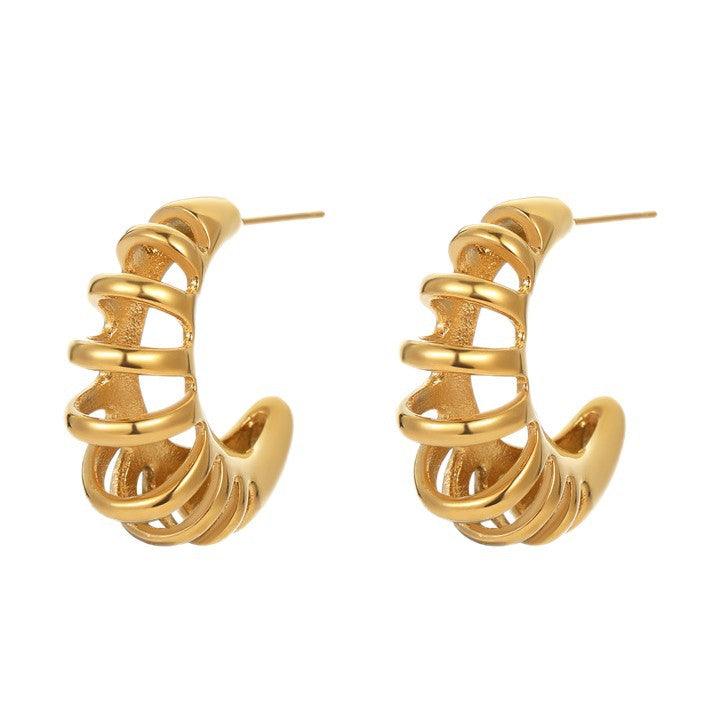 Conjunto de brazalete y pendientes de acero de titanio con forma de muelle hueco estilo vintage chapado en oro de 18K para mujer