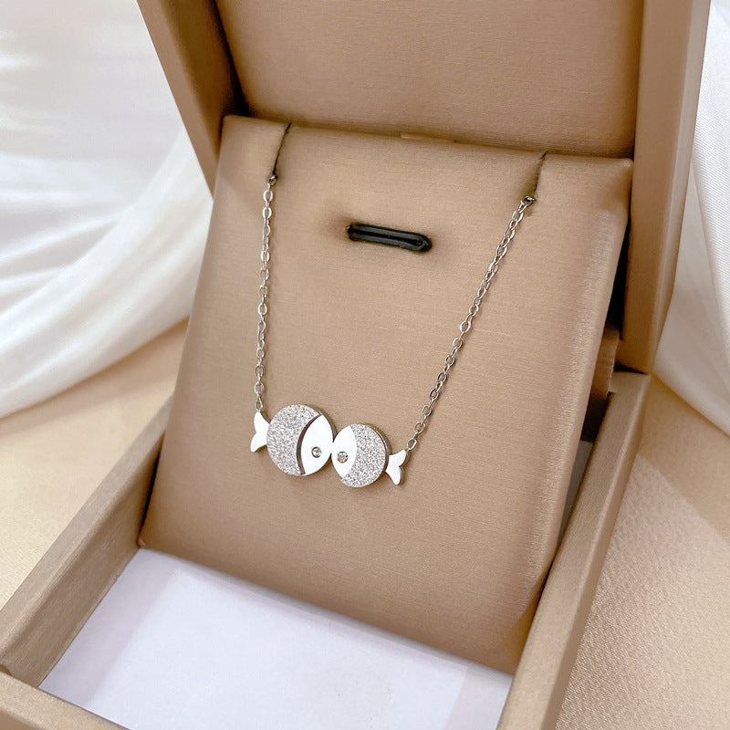 Minimalist Kissing Fish Pendant Necklace in Titanium Steel with Gold Plating for Women and Men